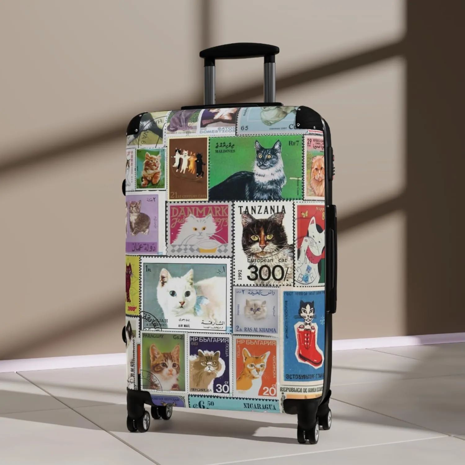 Cat-Themed Suitcase - Travel with Style! Perfect for Cat Lovers, Pet Owners, Vacation, Gifts, Unique Luggage