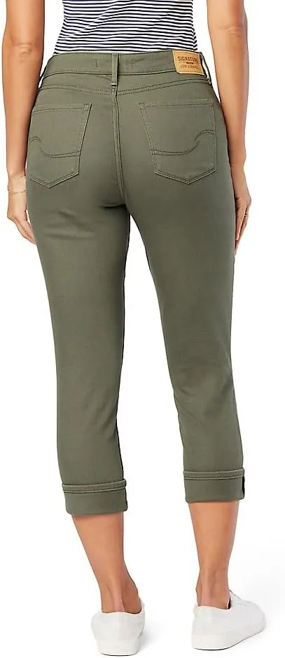 Levi Strauss Signature Gold Women's Mid-Rise Slim Fit Capris (Available in Plus Size)