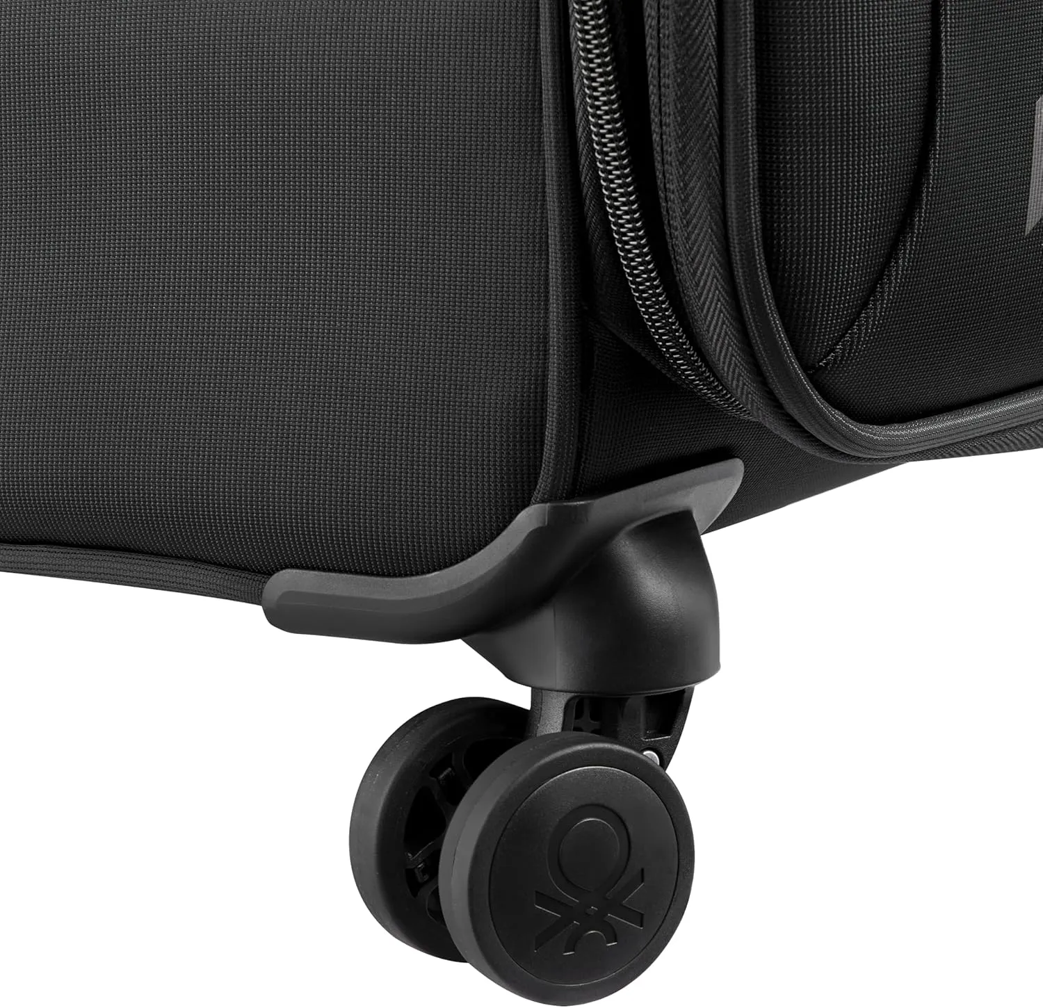 United Colors of Benetton Color Block Softside Expandable Luggage with Spinner Wheels, Black, Carry-On 19 Inch
