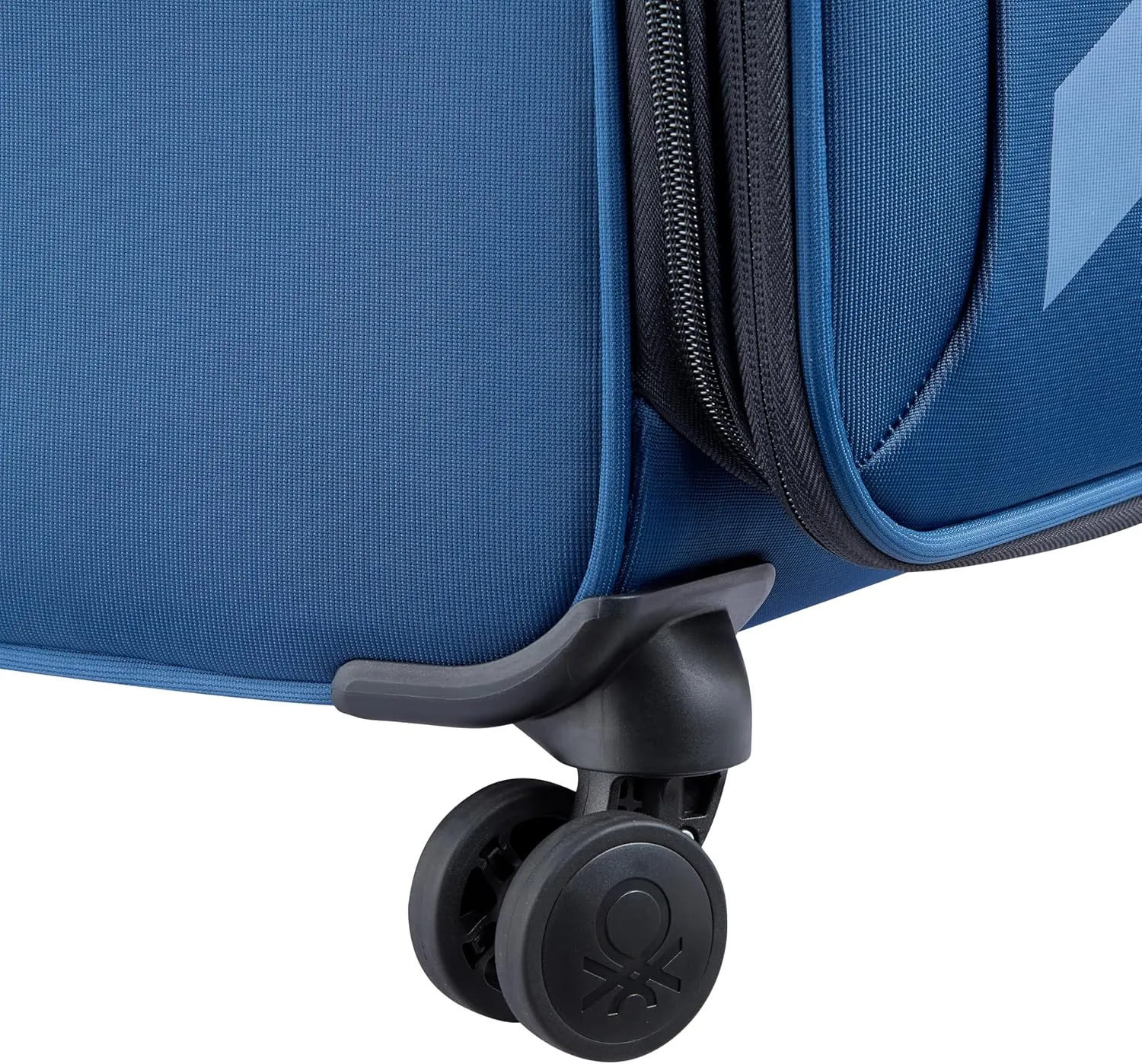 United Colors of Benetton Color Block Softside Expandable Luggage with Spinner Wheels, Navy, Checked-Medium 23 Inch