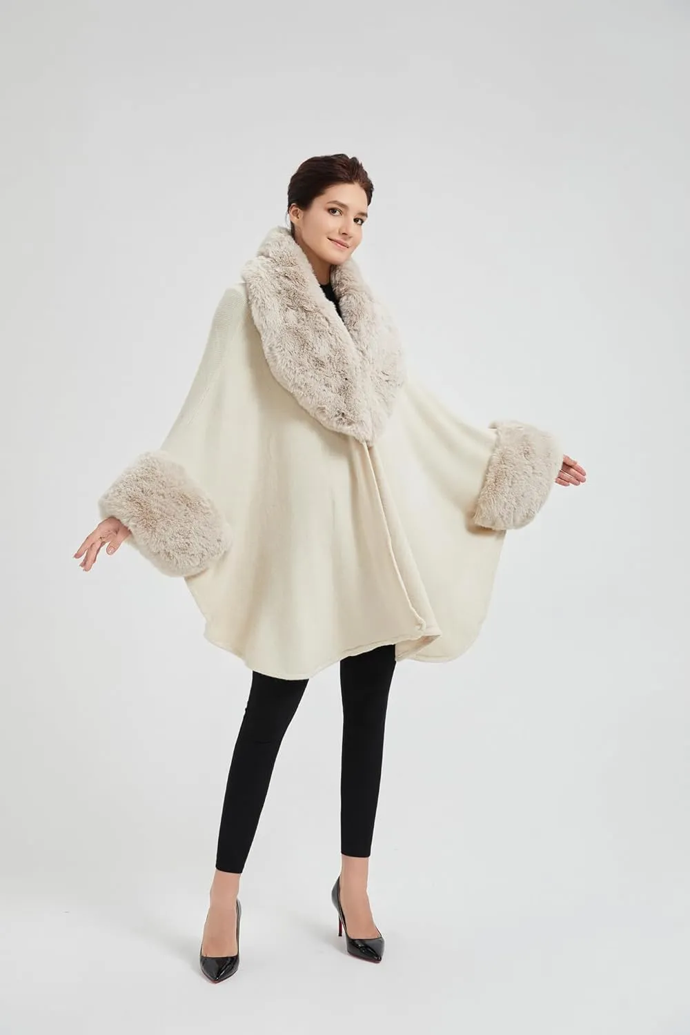 Women Cape Poncho with Fur Trim Winter Faux Fur Shawl Wrap Coat Sleeveless Cardigan Cloak